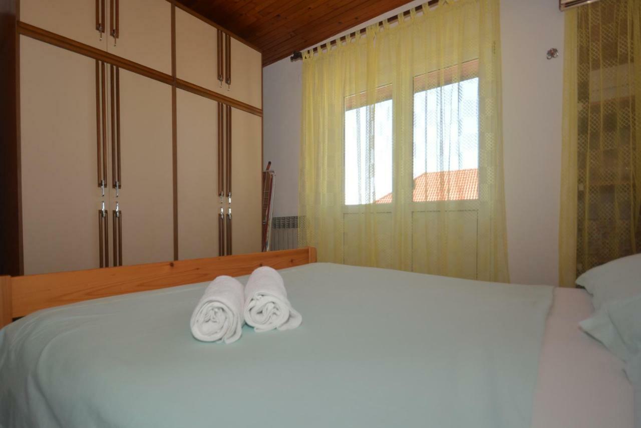 Apartment Mimica-Croatia , Omis , Center المظهر الخارجي الصورة
